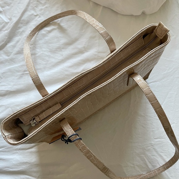 Paloma Wool Ecru Hermosa Leather Bag - Picture 5 of 5